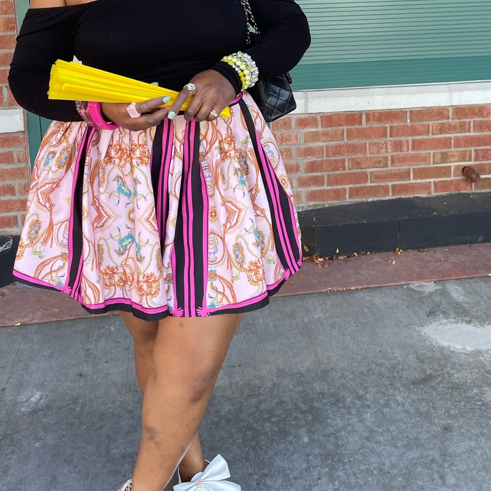 Elegant Black and Pink Women's Skirt